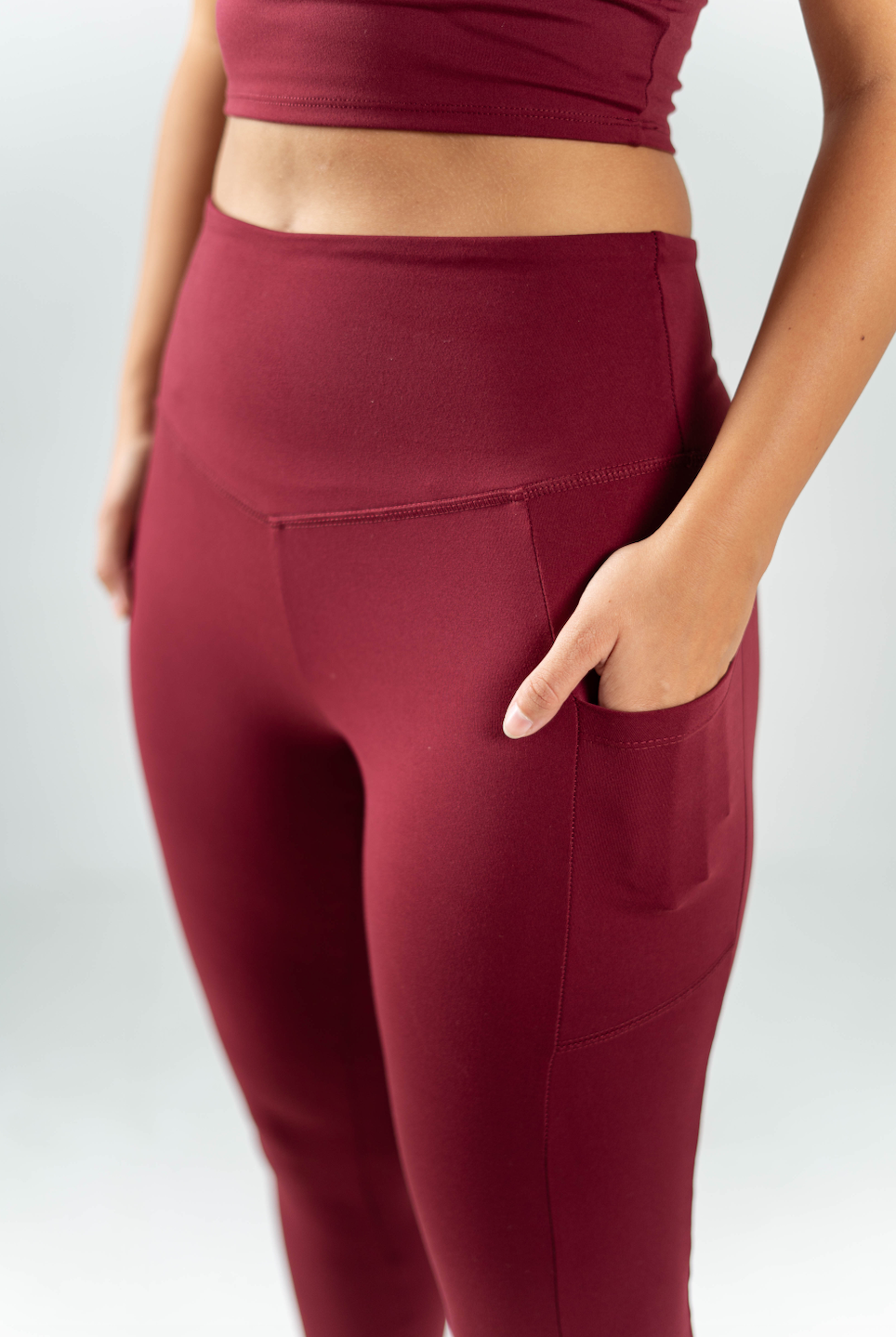 ULTRA SOFT ESSENTIAL POCKETED LEGGINGS - Merlot Red