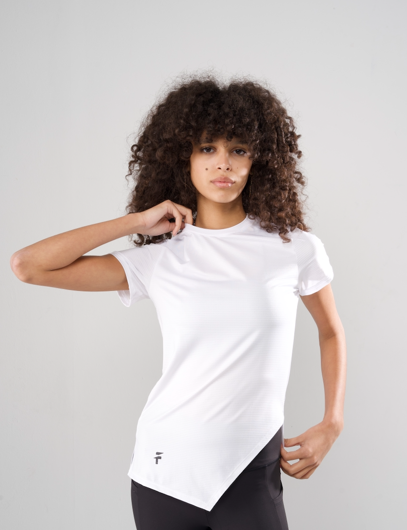 ESSENTIAL SHORT SLEEVE TOP - White