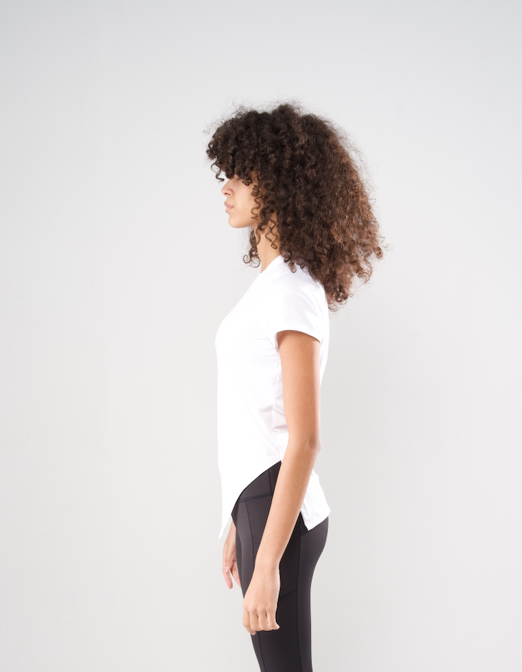 ESSENTIAL SHORT SLEEVE TOP - White