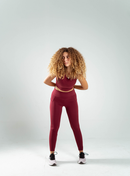 ULTRA SOFT ESSENTIAL SLEEVELESS CROP TOP - Merlot Red