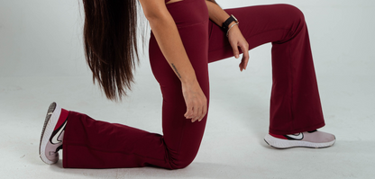 ULTRA SOFT PREMIUM FLARED PANTS - Merlot Red