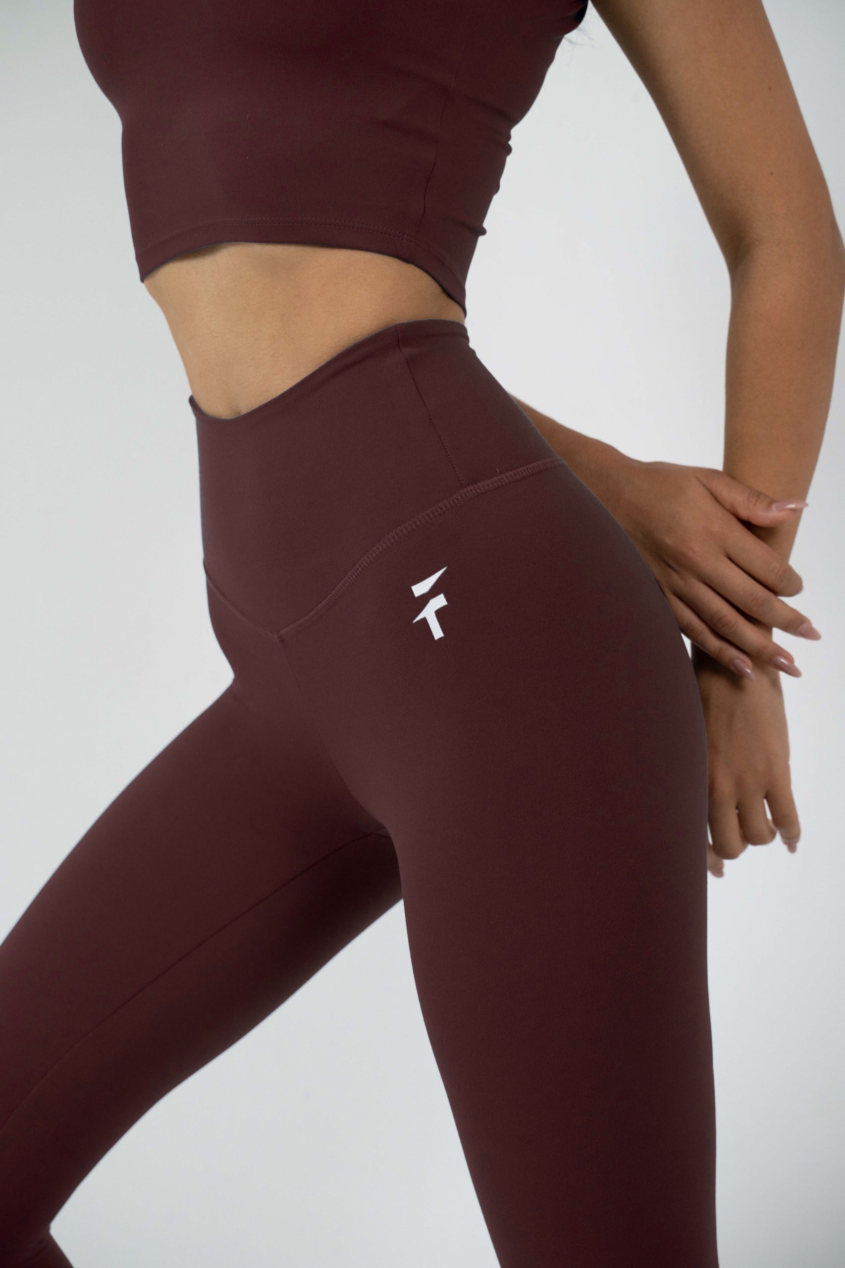 ULTRA SOFT ESSENTIAL LEGGINGS - Deep Burgundy